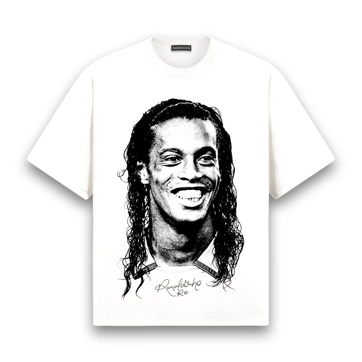 Ronaldinho Monochrome 240 - Stylish Football Shoes – RAMINKICKS