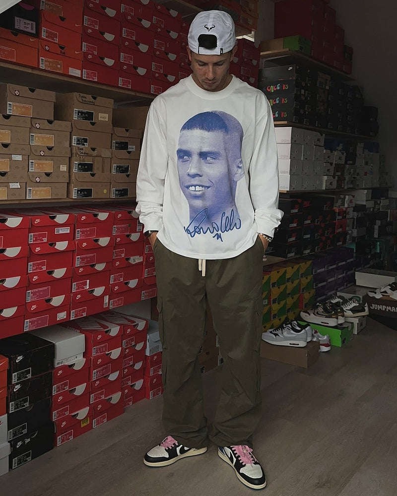 WHITE LONGSLEEVE
