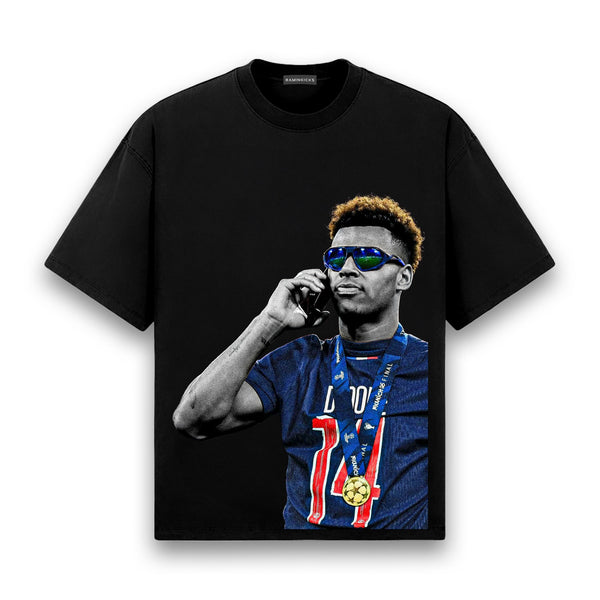 Désiré Doué (PSG) T-shirt in deep black — RAMINKICKS